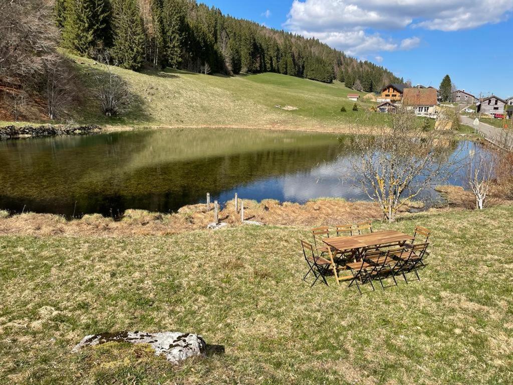 Hostal 7 P - Au Coeur Du Massif Jurassien Les Rousses Exterior foto