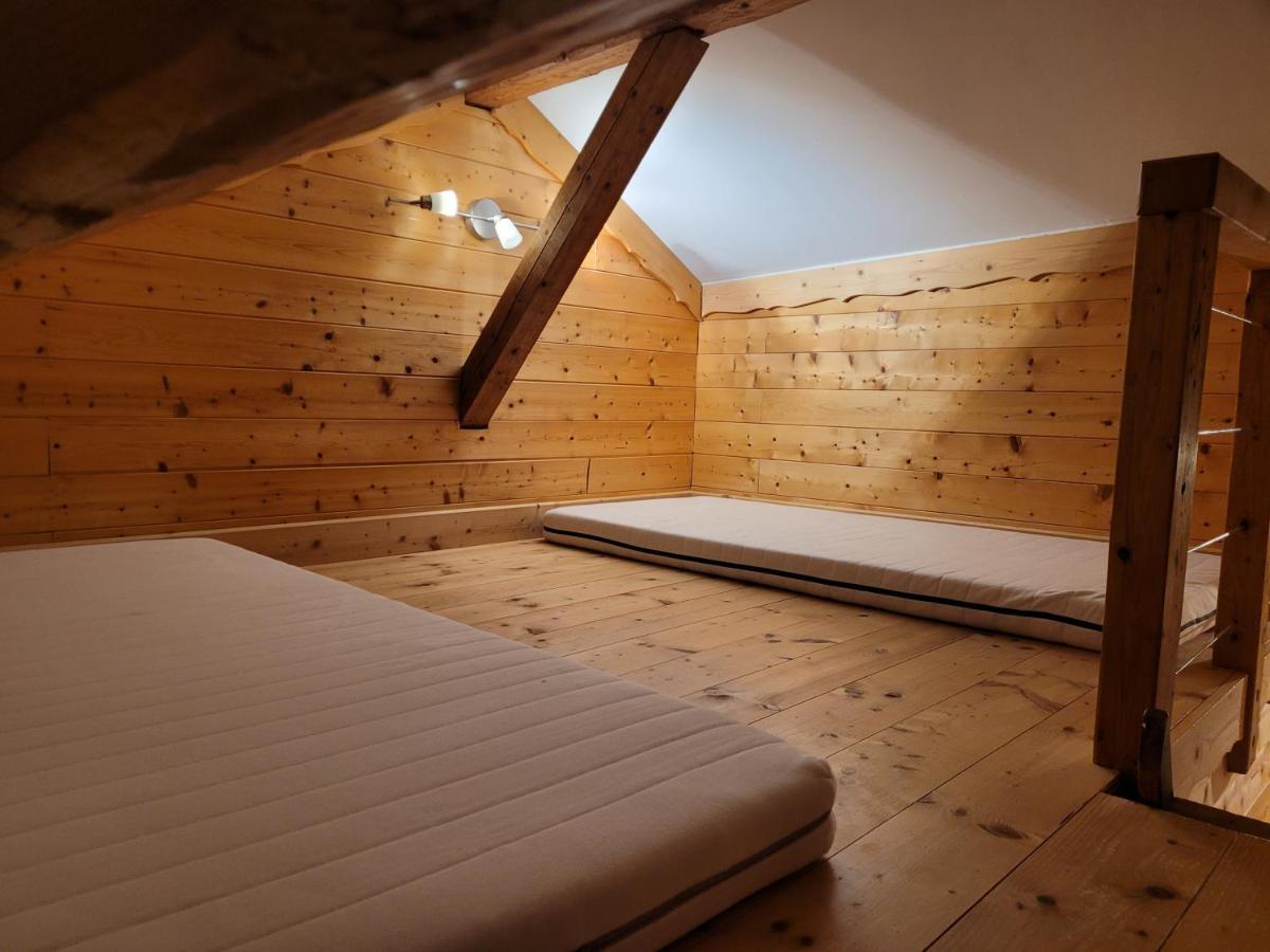 Hostal 7 P - Au Coeur Du Massif Jurassien Les Rousses Exterior foto