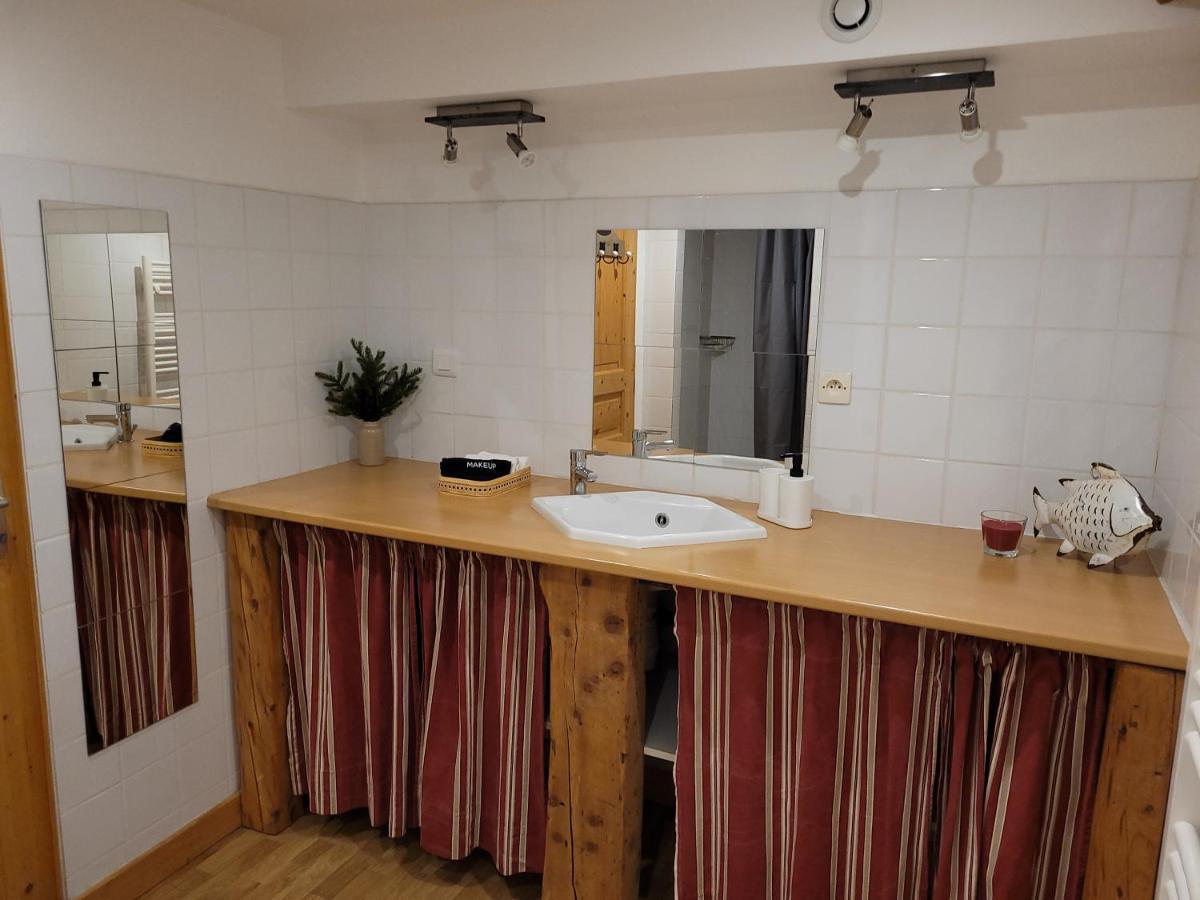 Hostal 7 P - Au Coeur Du Massif Jurassien Les Rousses Exterior foto